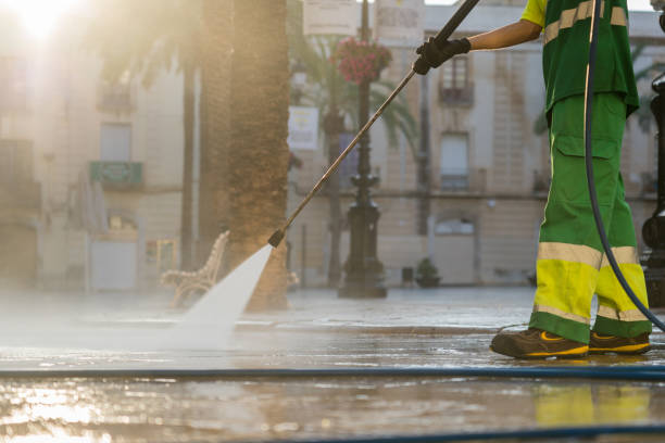 Professional Pressure Washing Services in Black Diamond, FL